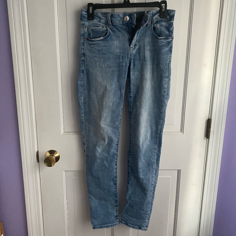 American Eagle straight skinny jeans
